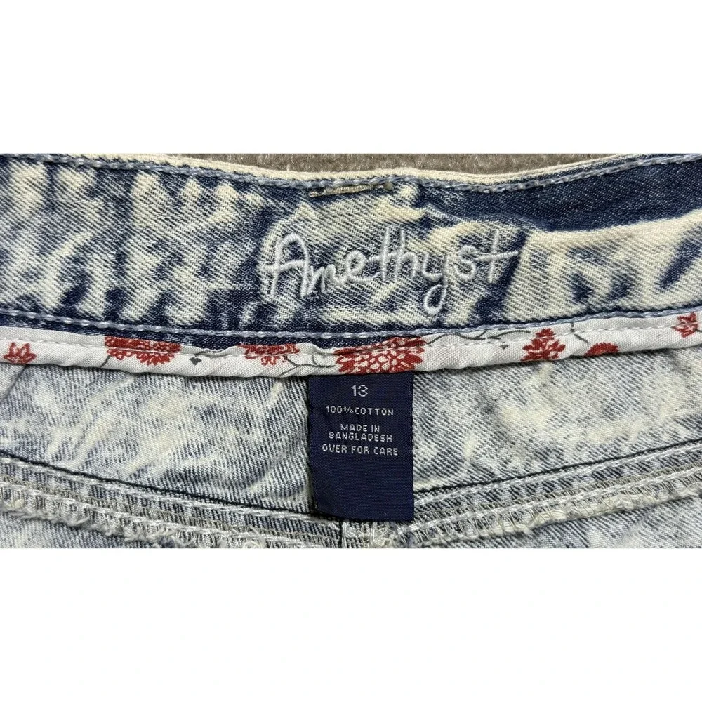 Amethyst Shorts Juniors 13 Blue Acid Wash Denim Cuffed Cutoff Eyelet Hem‎